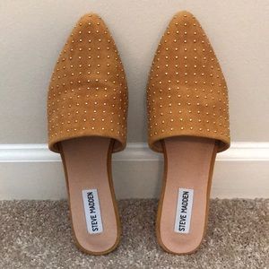 Steve Madden gold studded slides